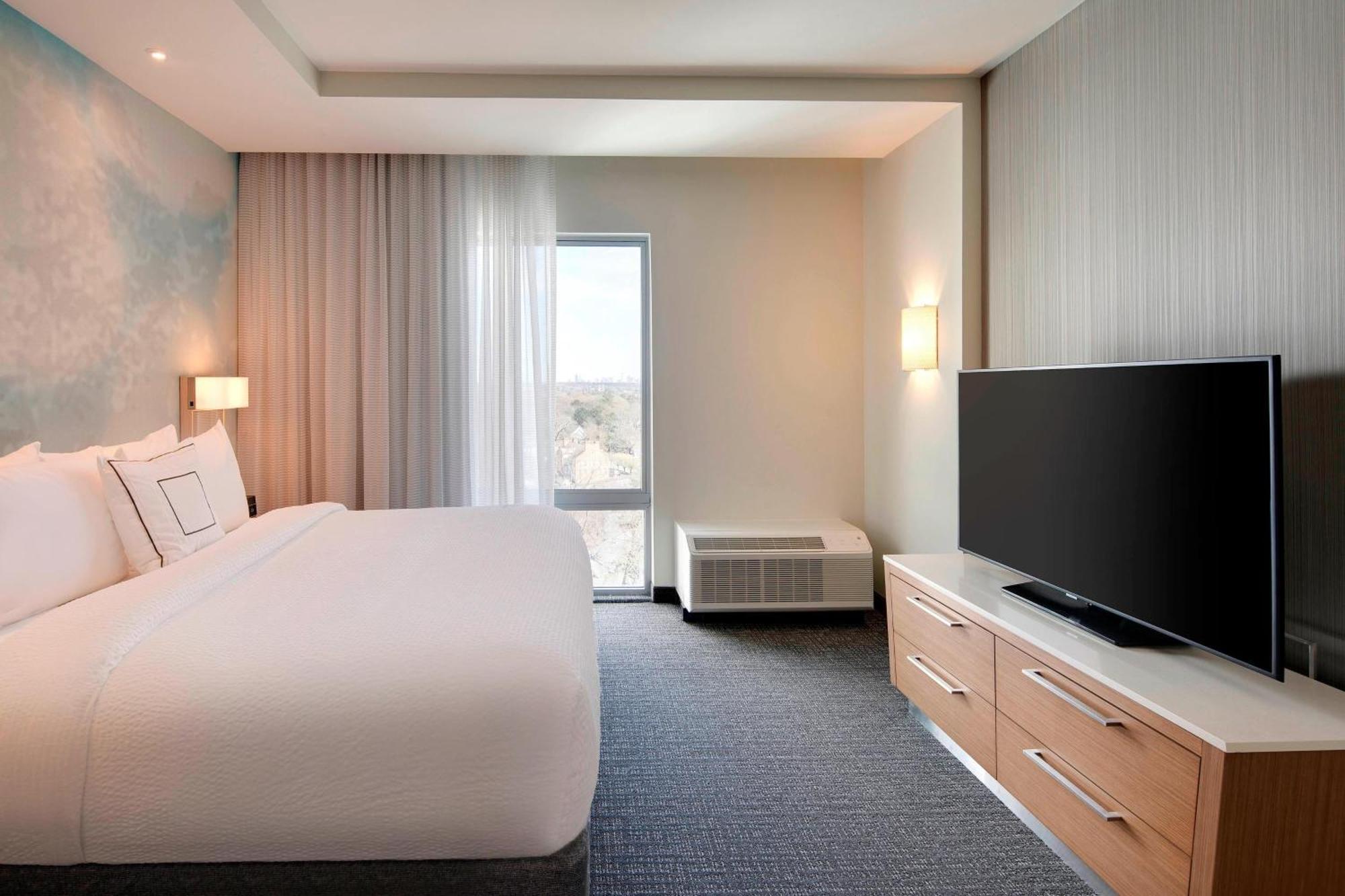 Courtyard By Marriott Atlanta Vinings/Galleria Смирна Экстерьер фото