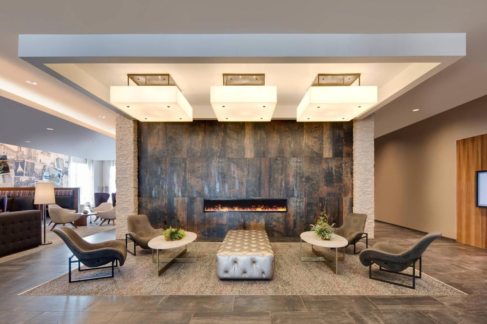 Courtyard By Marriott Atlanta Vinings/Galleria Смирна Экстерьер фото