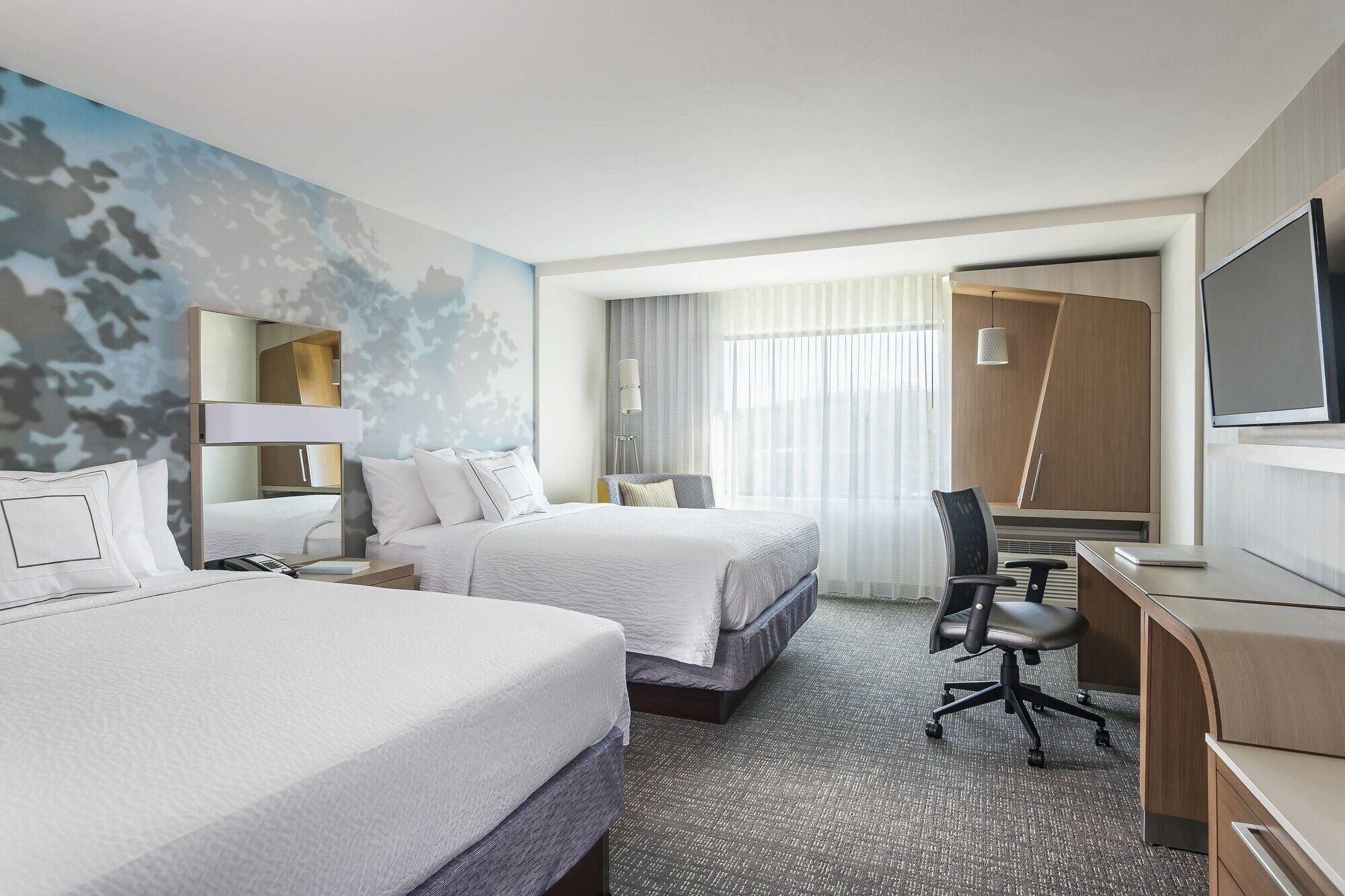 Courtyard By Marriott Atlanta Vinings/Galleria Смирна Экстерьер фото