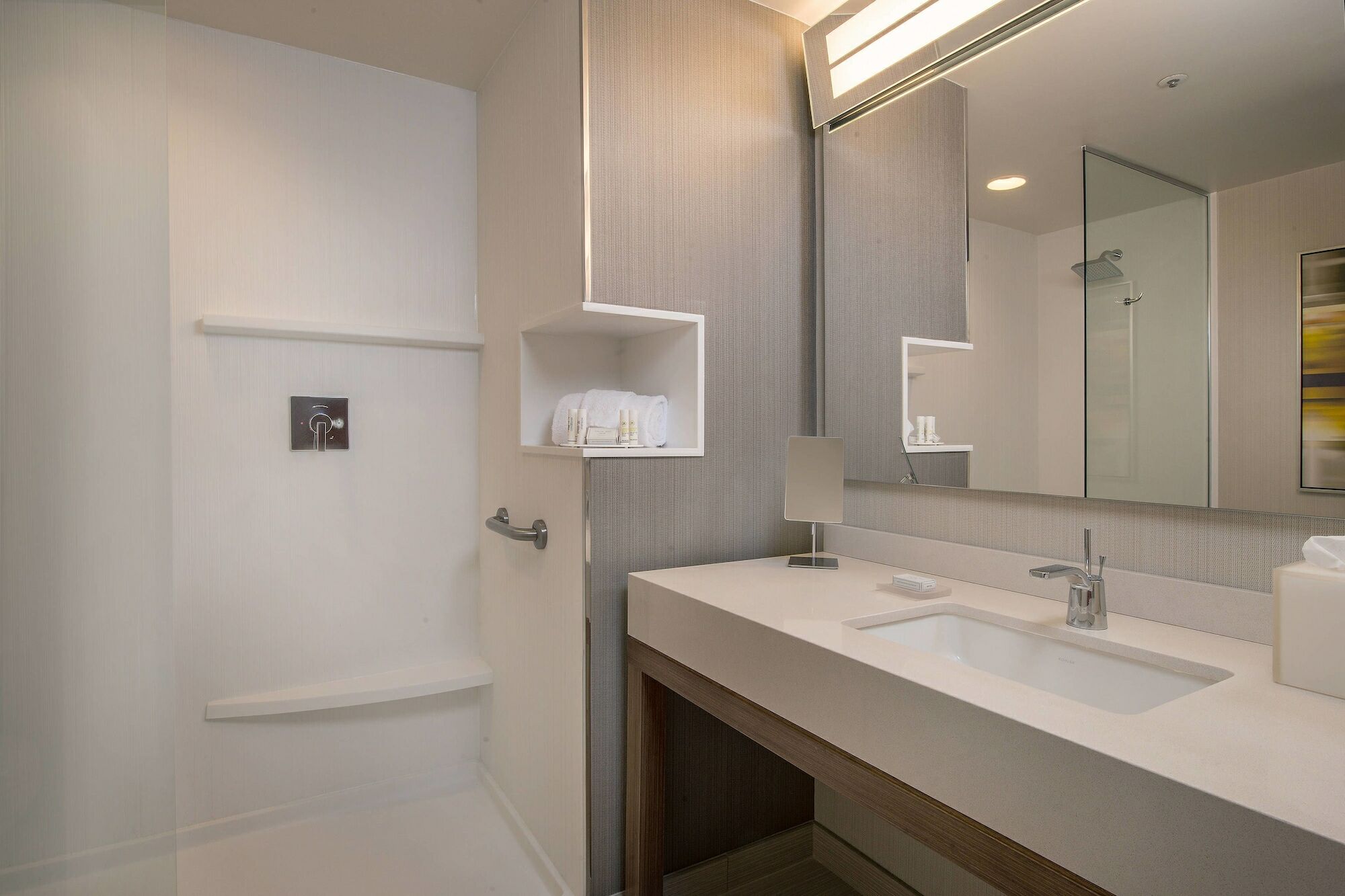 Courtyard By Marriott Atlanta Vinings/Galleria Смирна Экстерьер фото